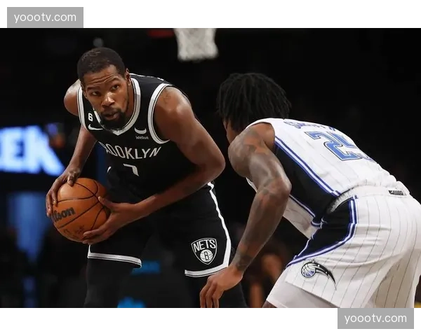 篮网防守体系轮换混乱沟通脱节,协防时机错误导致防线全面崩溃 篮网防守体系轮换混乱沟通脱节,协防时机错误导致防线全面崩溃